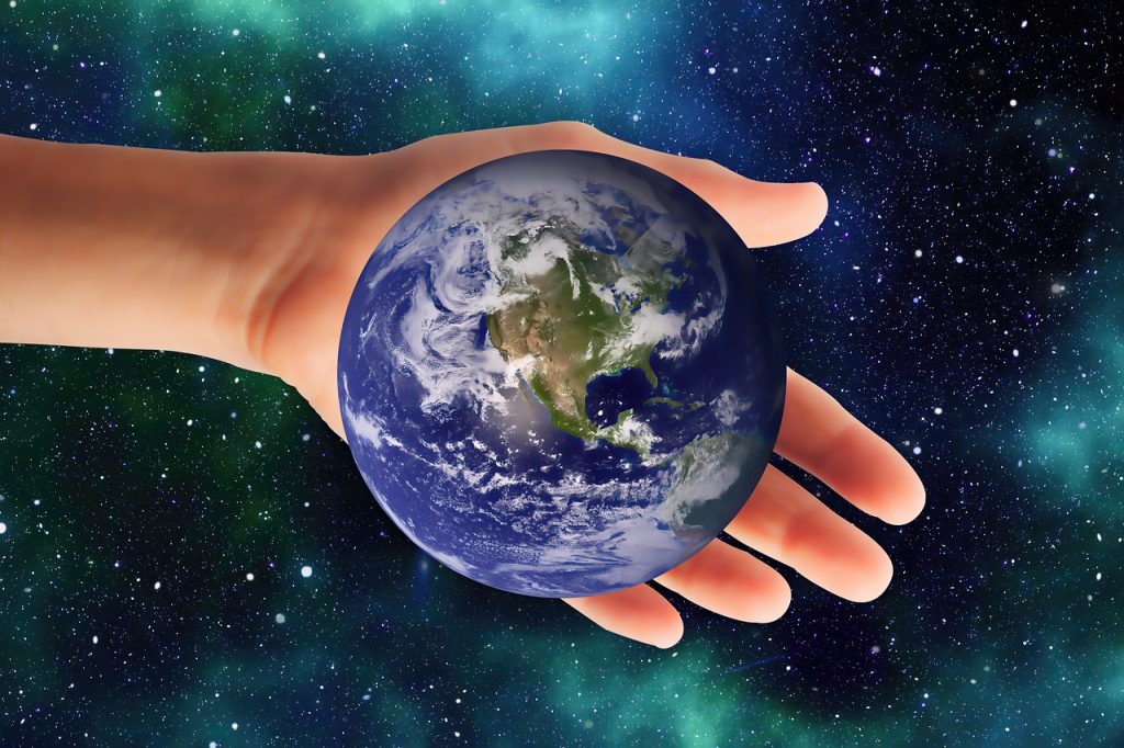 hand, earth, space-5700064.jpg